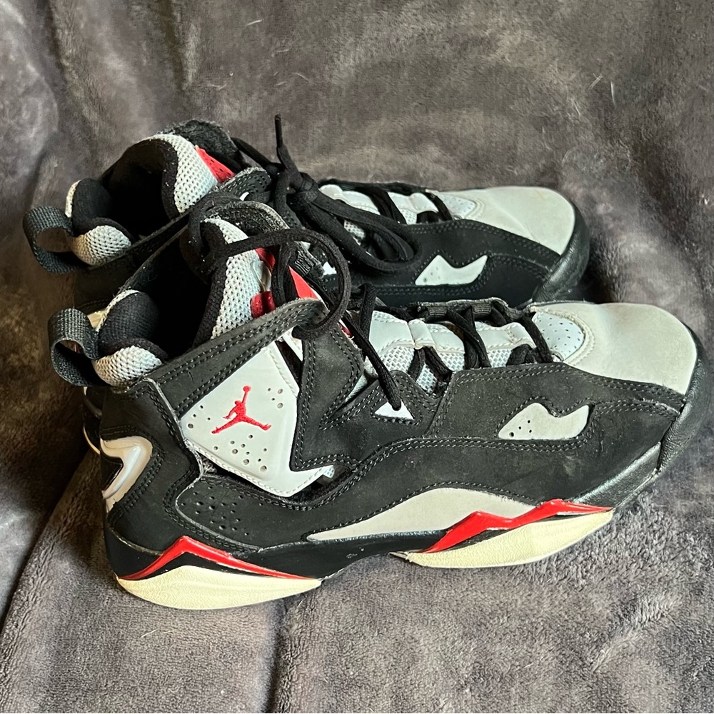 Jordan True Flight sneakers
